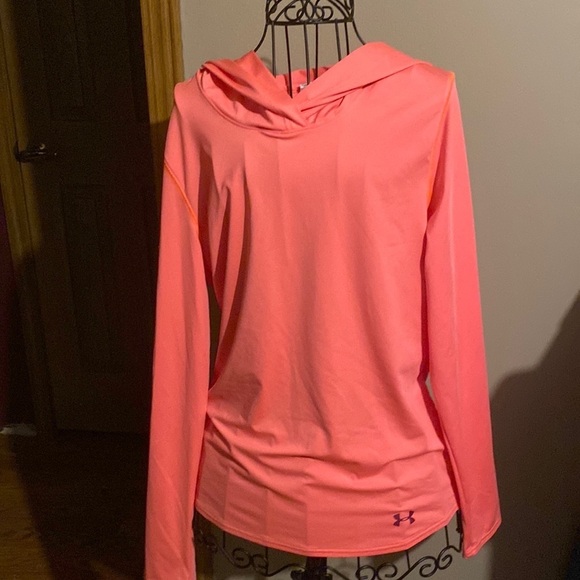 Under Armour Tops - UNDER ARMOUR ISO-CHILL DAYZ HOODIE WOMEN'S